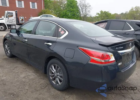 2015 Nissan Altima 2.5 S из США, поврежденный, VIN 1N4AL3AP8FC249054